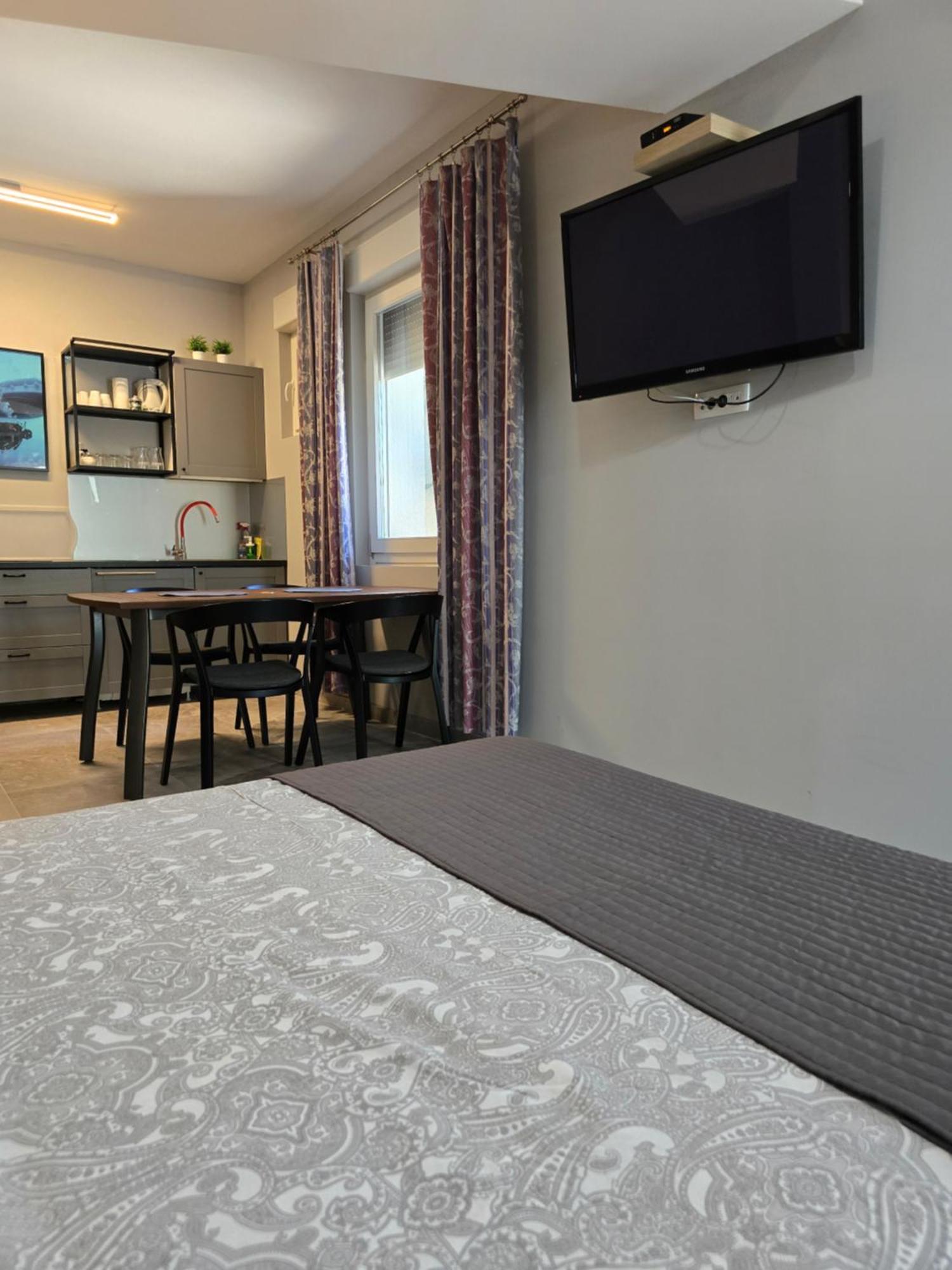 Apartmani Kameno Sidro Bilice Habitación foto