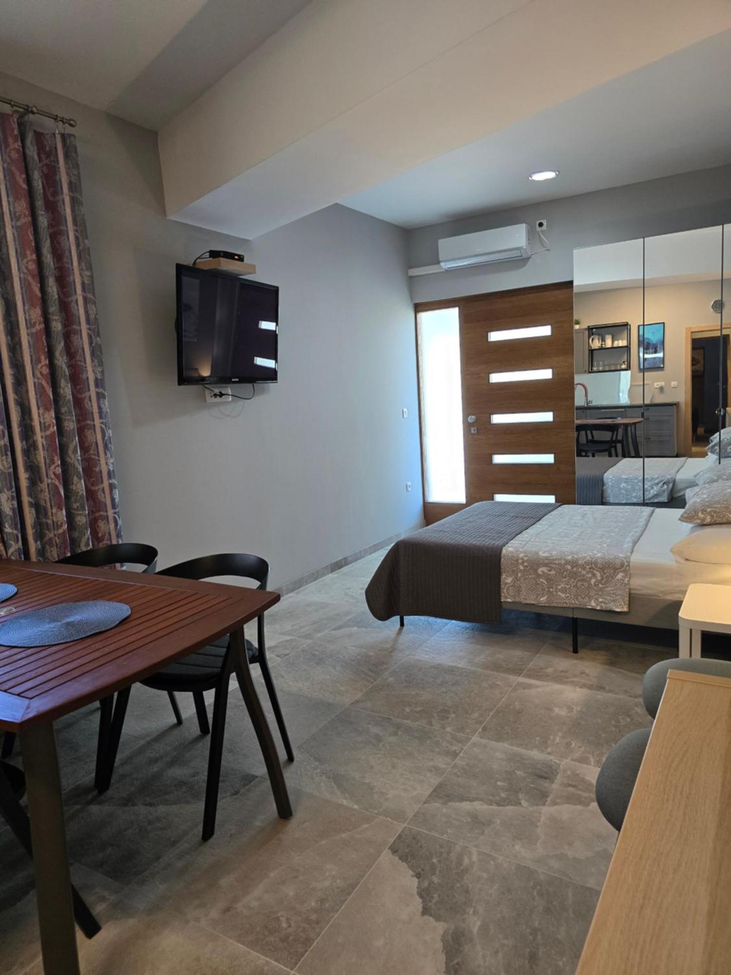 Apartmani Kameno Sidro Bilice Habitación foto