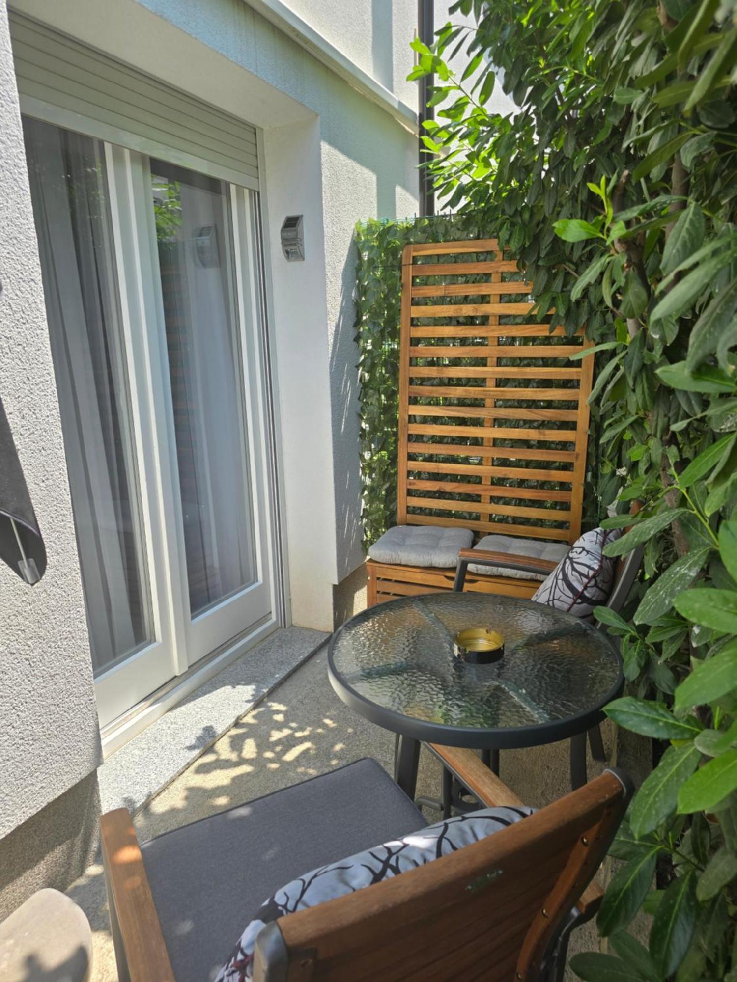 Apartmani Kameno Sidro Bilice Habitación foto